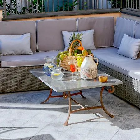 - Terrazza Tasso Lägenhet *