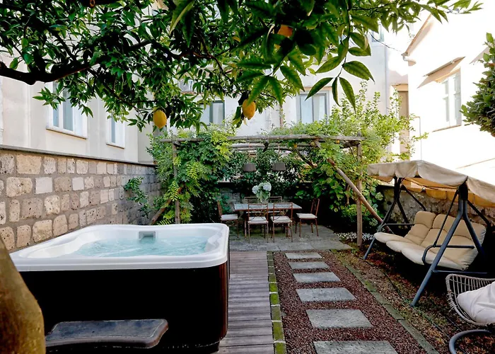 - Terrazza Tasso Sorrento