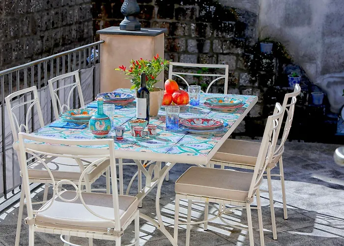 - Terrazza Tasso Apartment *