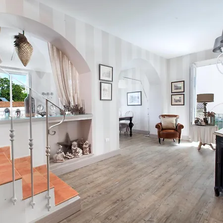 - Terrazza Tasso Apartamento